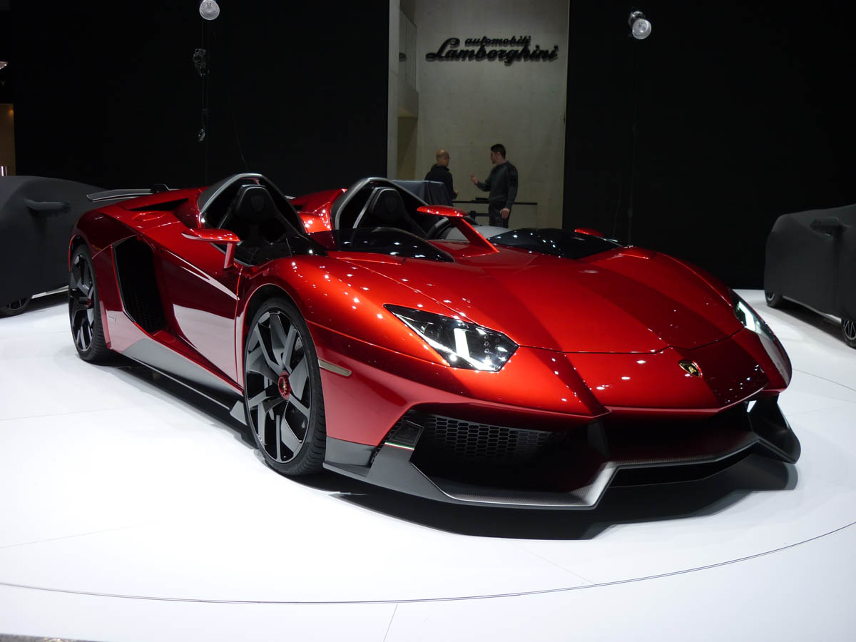 Lamborghini Aventador J