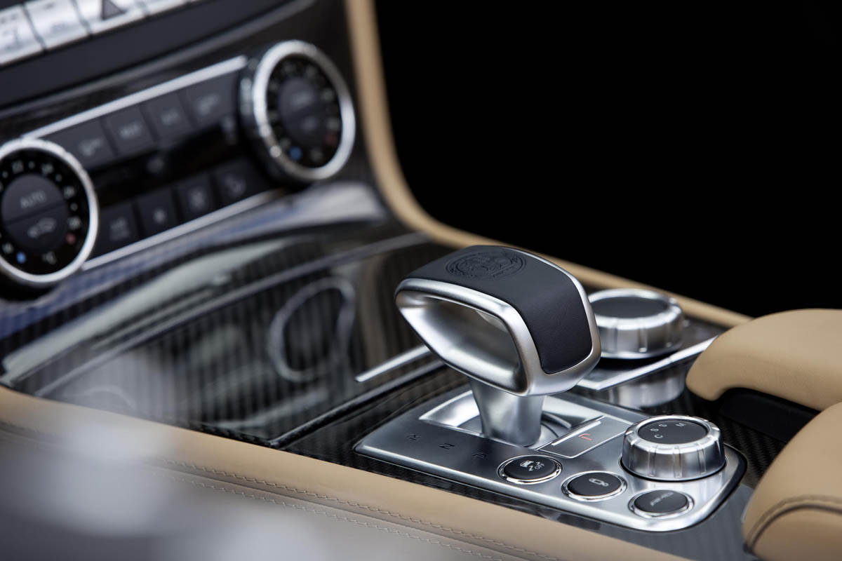 2012 Mercedes-Benz SL65 AMG gear selector