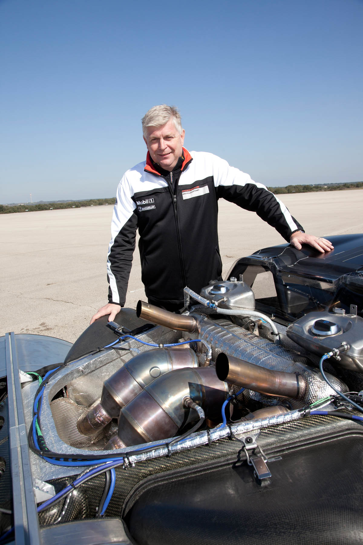 Video: Porsche 918 Spyder exhausts
