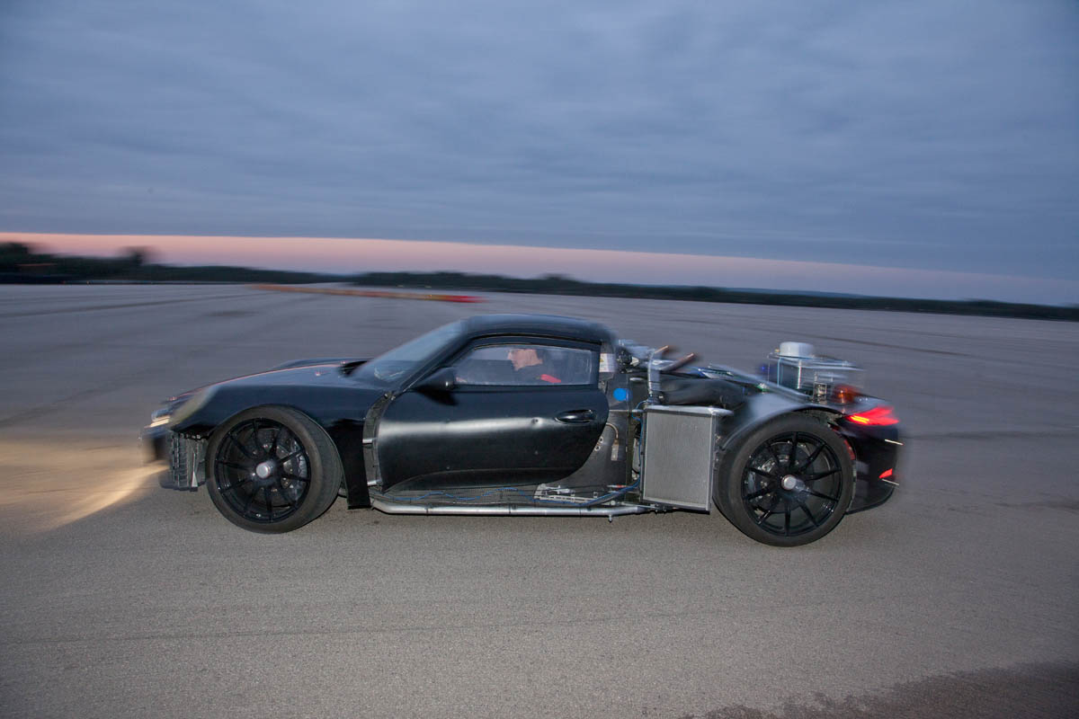 Video: Porsche 918 Spyder