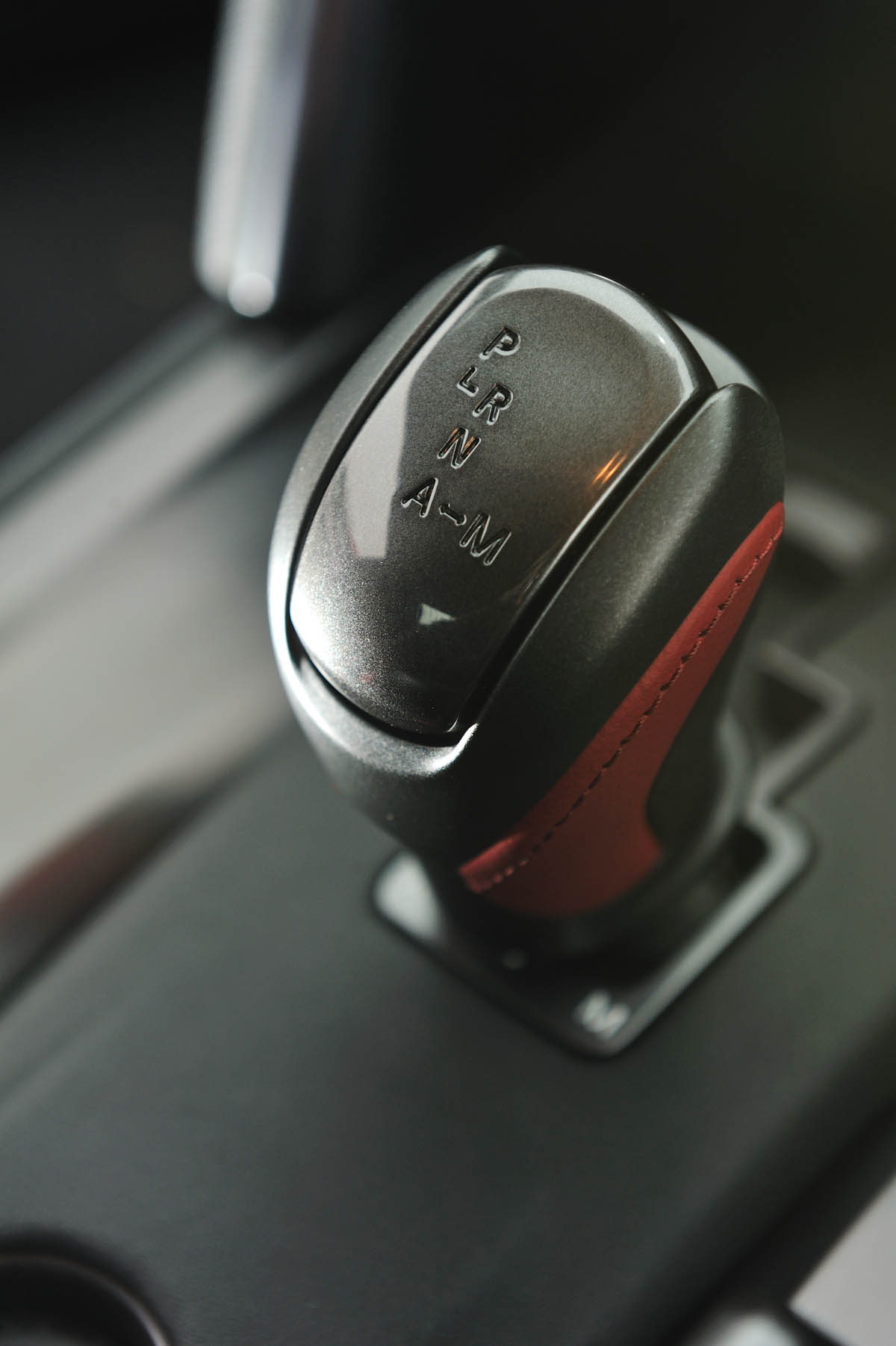 2012 Nissan GT-R gear selector