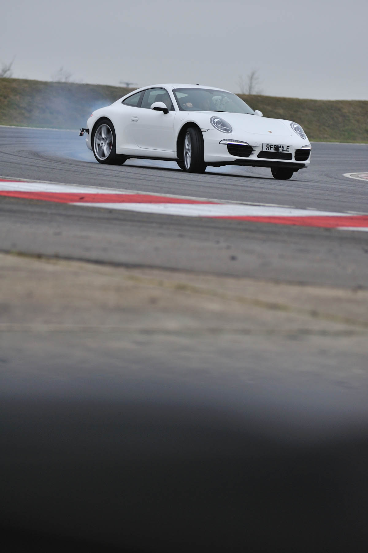 991 Porsche 911 Carrera S drift