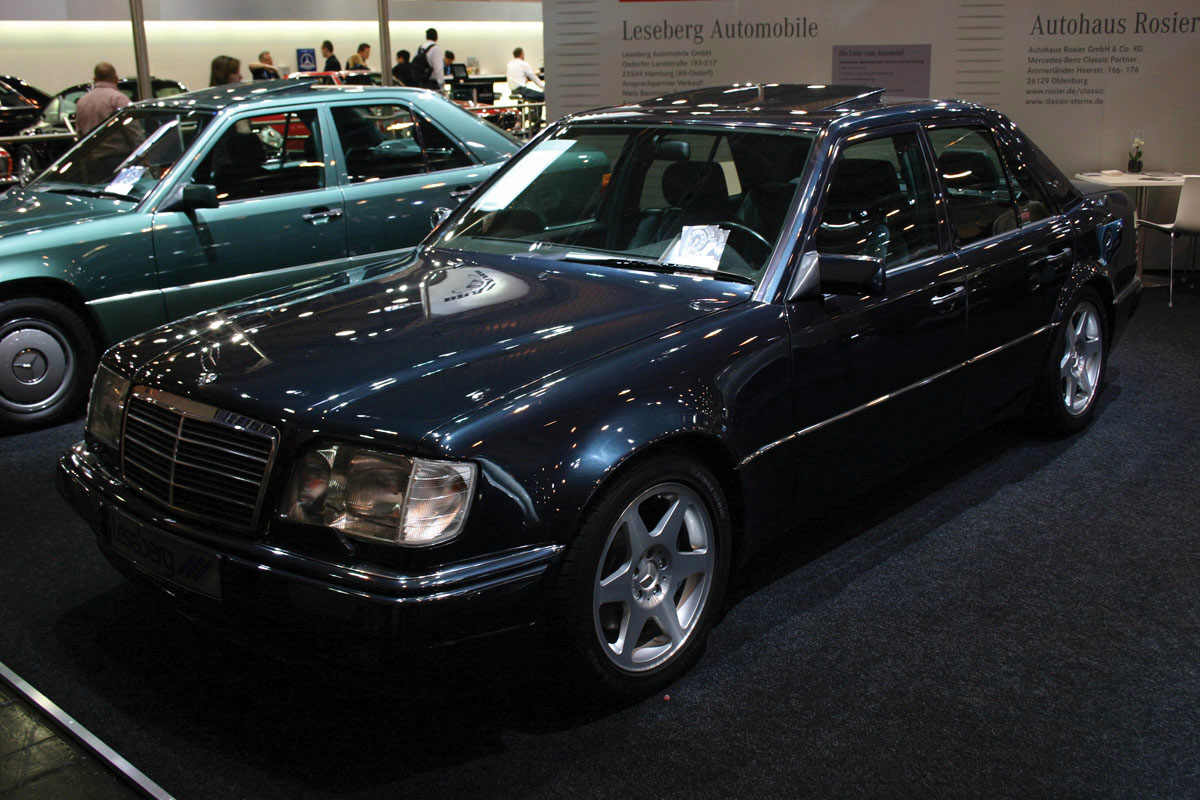 Mercedes-Benz 500E
