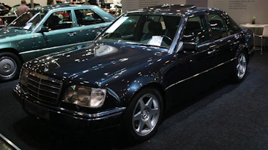 Mercedes-Benz 500E