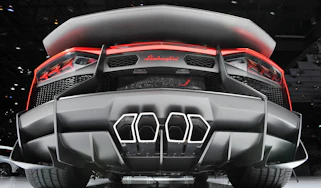 Video: Lamborghini Aventador J