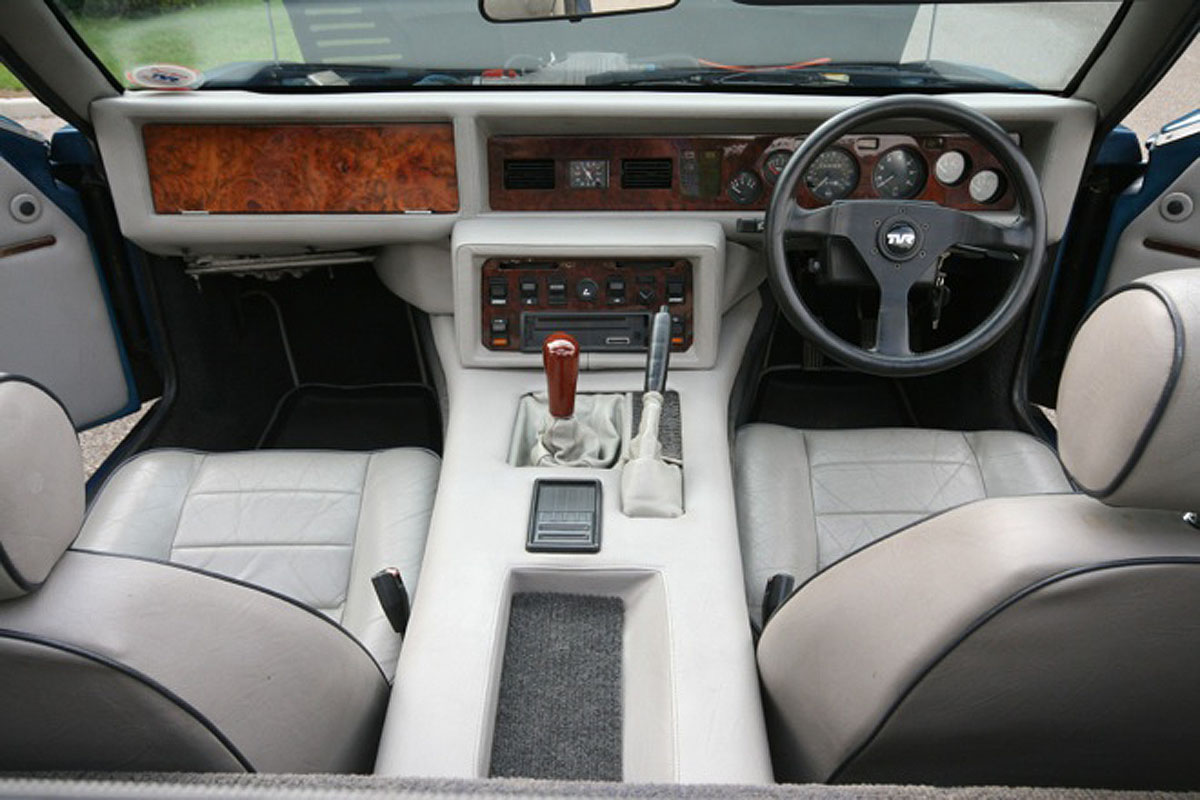 Motormutt hero: TVR 420 SEAC