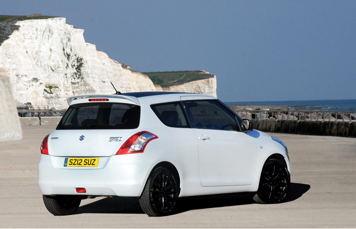 New Suzuki Swift Attitude