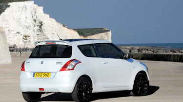 New Suzuki Swift Attitude