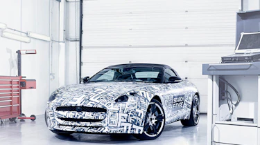 New York show: Jaguar F-type confirmed