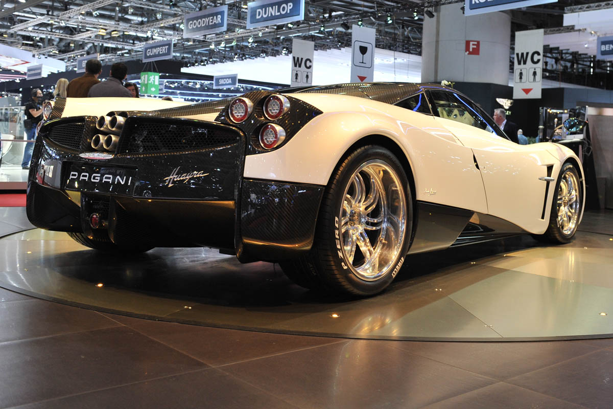 Pagani Huayra price premiums