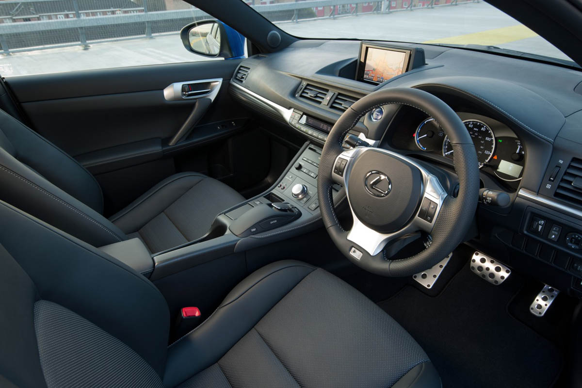 Driven: Lexus CT200h F-Sport interior