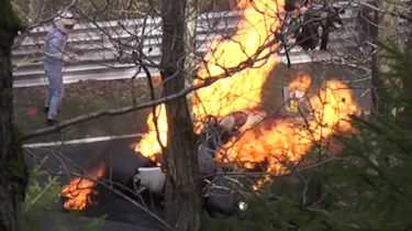 Niki Lauda F1 crash video