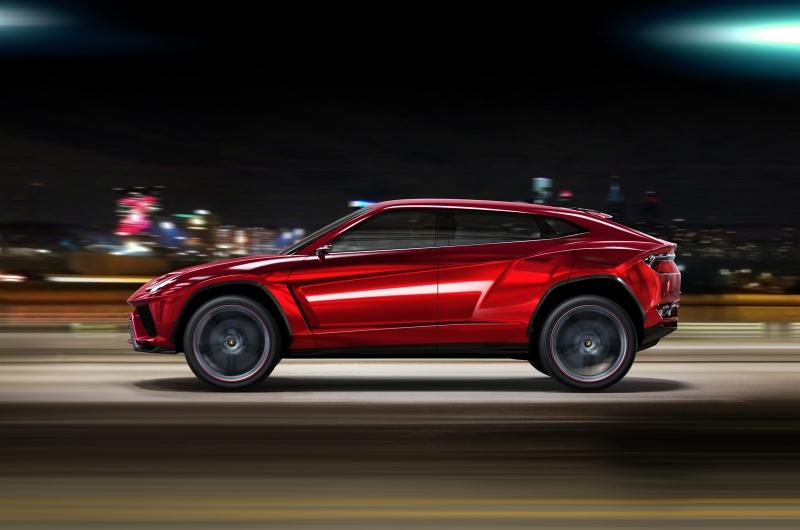 Lamborghini Urus SUV side profile
