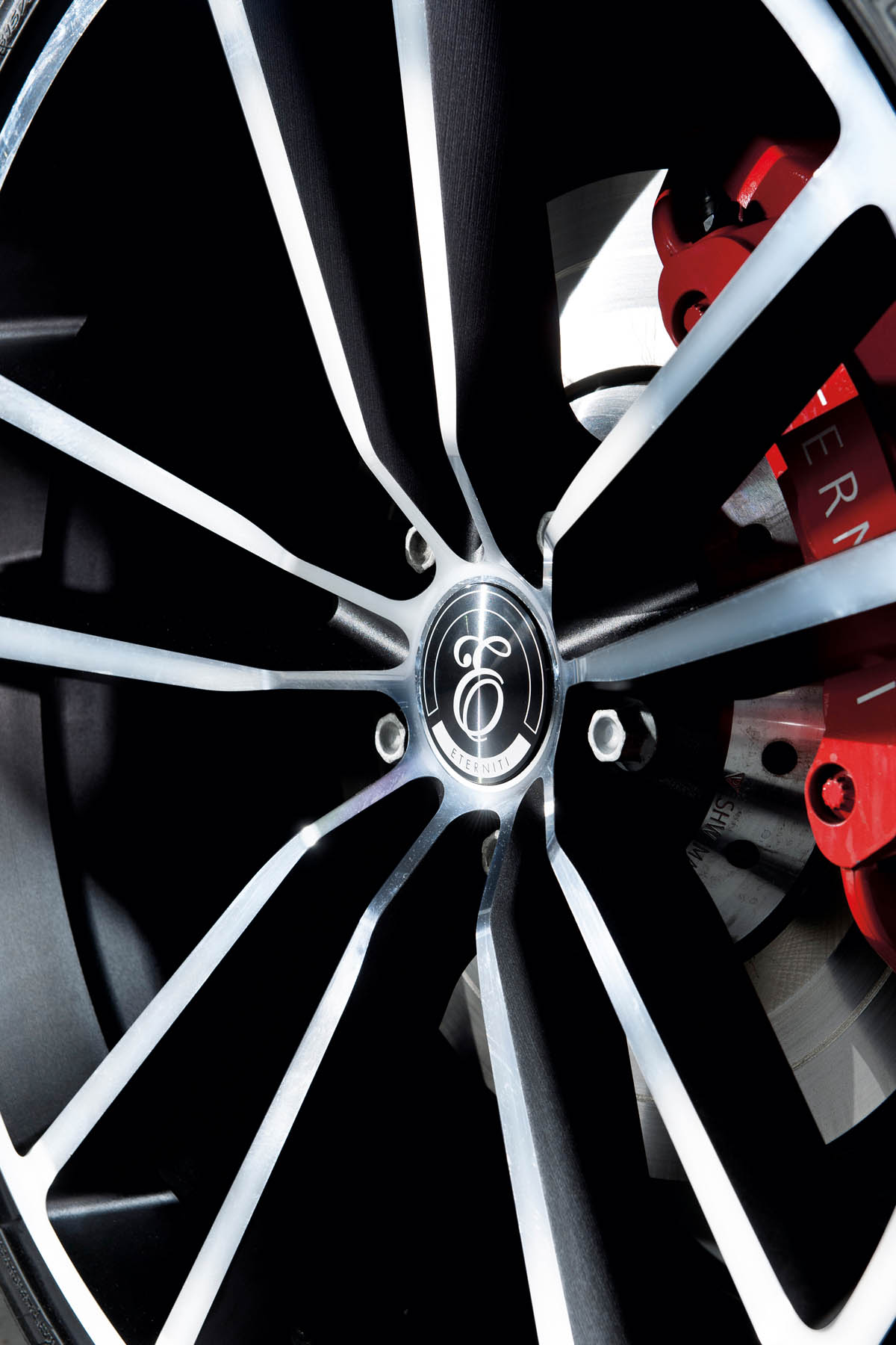 Eterniti Artemis alloy wheel