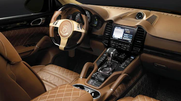Eterniti Artemis interior dashboard