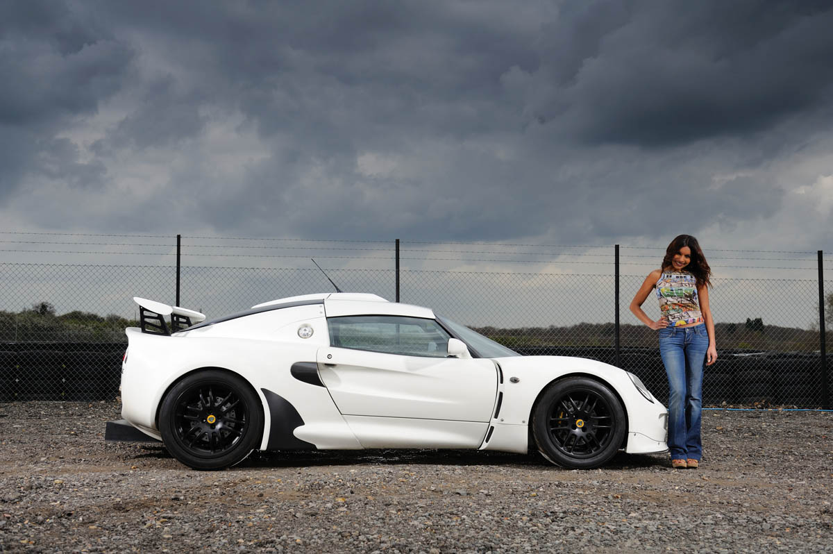 evo me and my car: Sona Lewis and her Exige