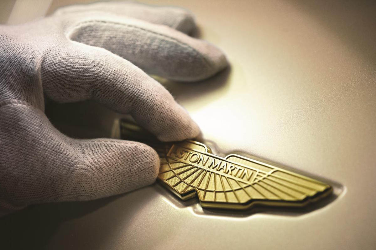 Aston Martin Dragon 88 gold badge