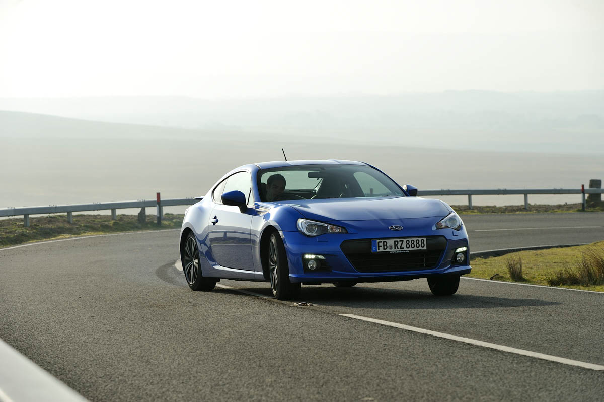 Subaru BRZ drift sideways skid