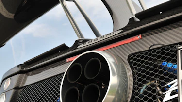 Video: Pagani Zonda 760RS driven exhausts