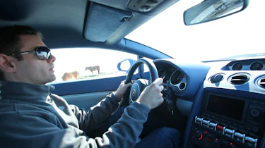 Video: Lamborghini Gallardo LP550-2 on ice
