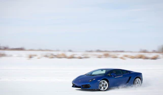 Video: Lamborghini Gallardo LP550-2 on ice
