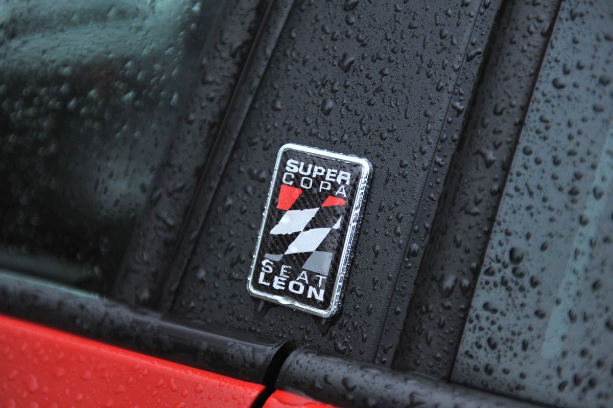 Driven: SEAT Leon Supercopa TDI Supercopa badge