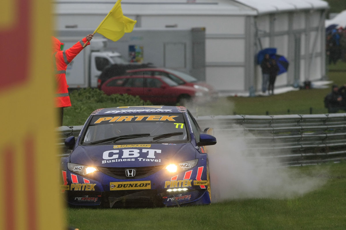 British Touring Car Championship Round 3: Thruxton