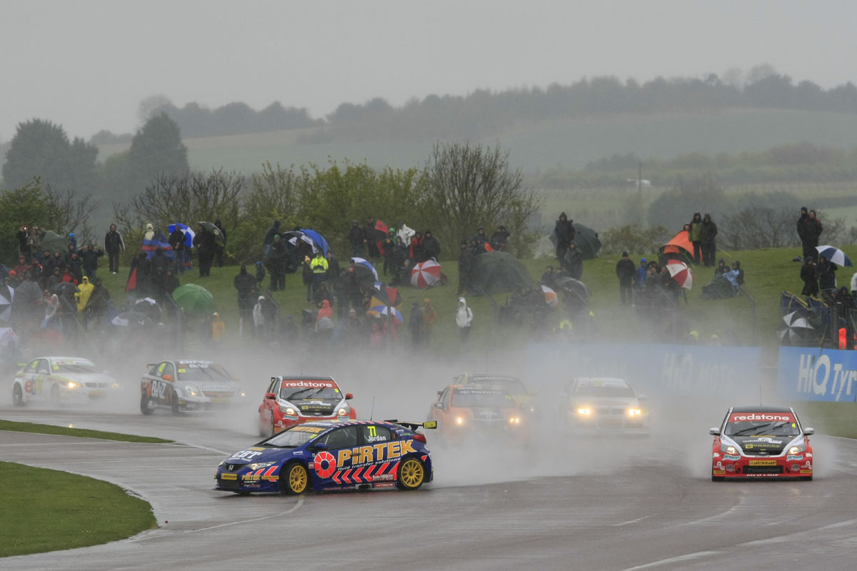British Touring Car Championship Round 3: Thruxton