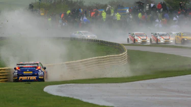 British Touring Car Championship Round 3: Thruxton