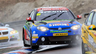British Touring Car Championship Round 3: Thruxton