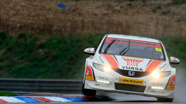 British Touring Car Championship Round 3: Thruxton