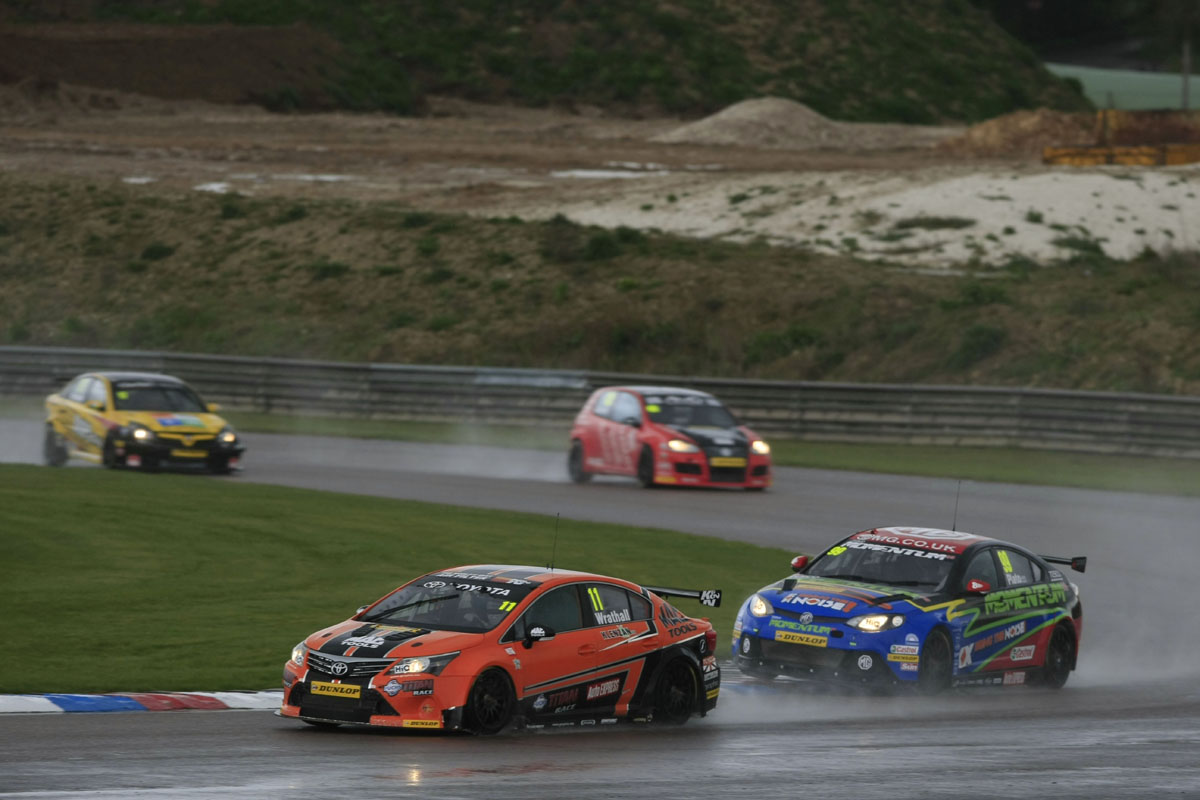 British Touring Car Championship Round 3: Thruxton