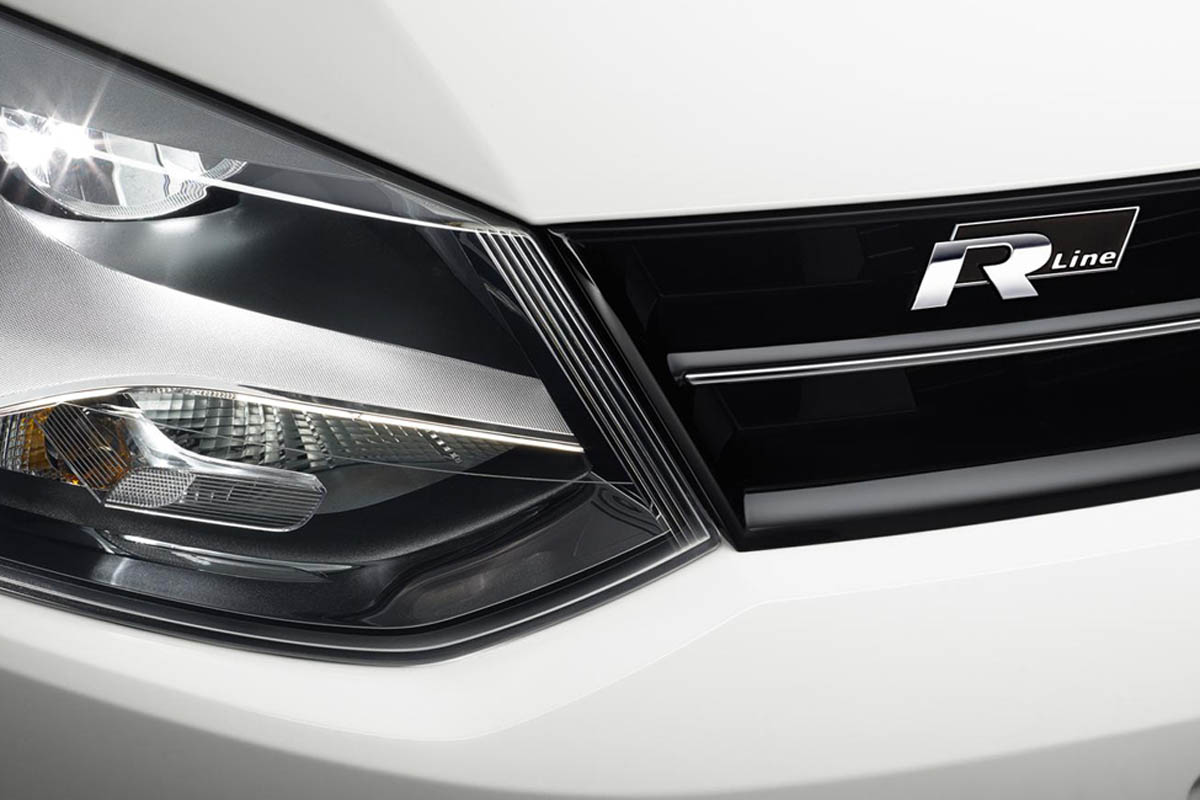 Volkswagen Polo R Line badge