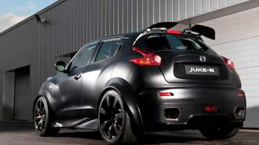 Nissan Juke-R in the pits