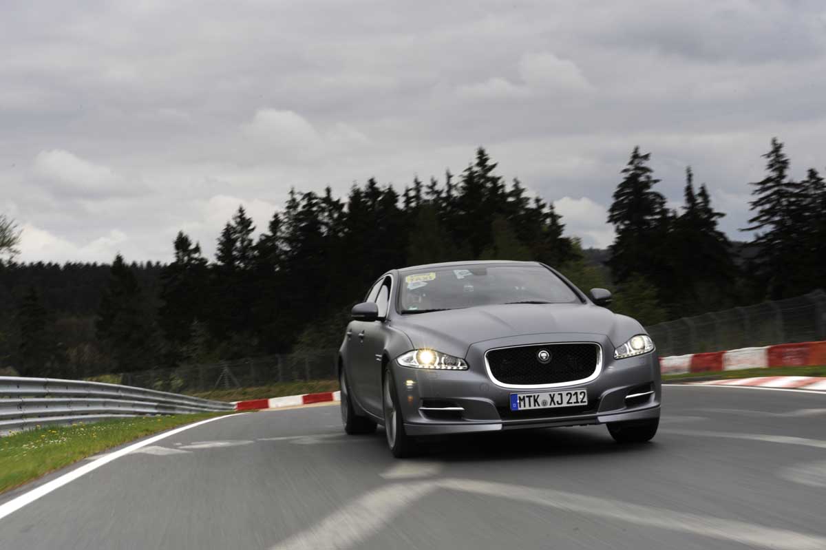 Jaguar to offer 'Ring Taxi'
