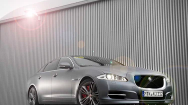 Jaguar to offer 'Ring Taxi'