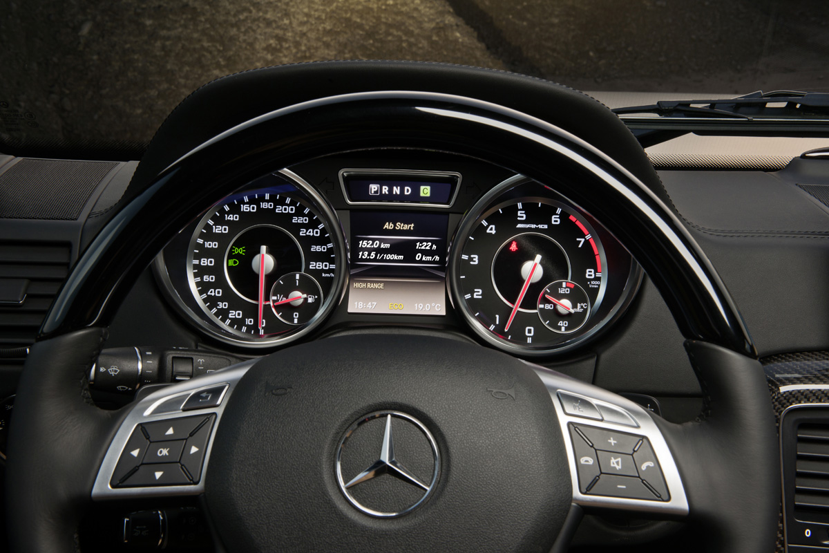 Mercedes-Benz G63 AMG dials
