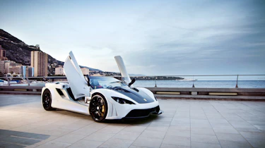 Tushek Renovatio T500 supercar gathering speed