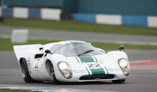 Lola T70