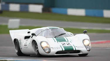 Lola T70