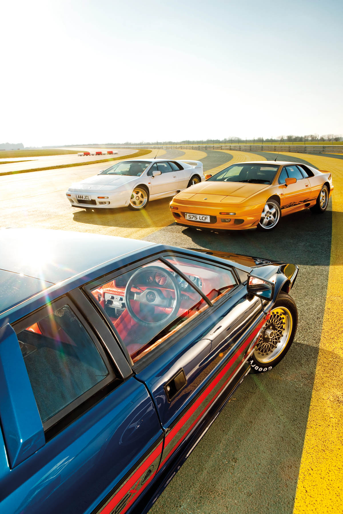 Lotus Esprit supercar group test