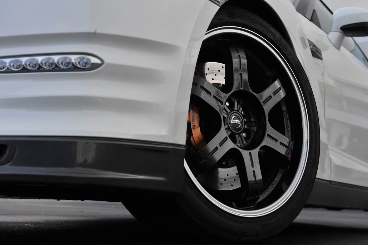 Nissan GT-R Track Pack led running light