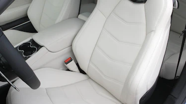 2012 Maserati GranTurismo Sport seat