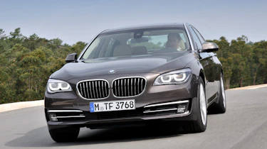 BMW 7-series facelifted