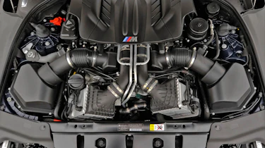 2012 BMW M6 Convertible twin-turbo V8 engine