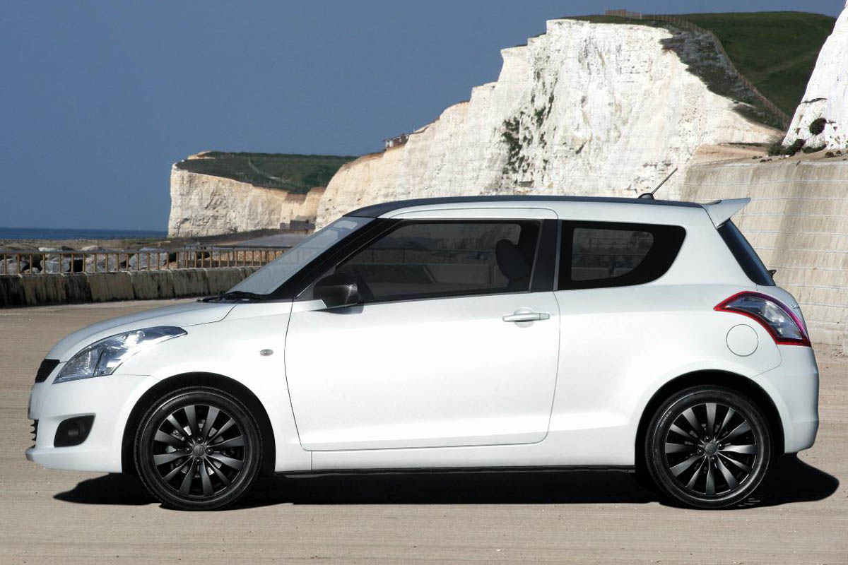 2012 Suzuki Swift Attitude side profile