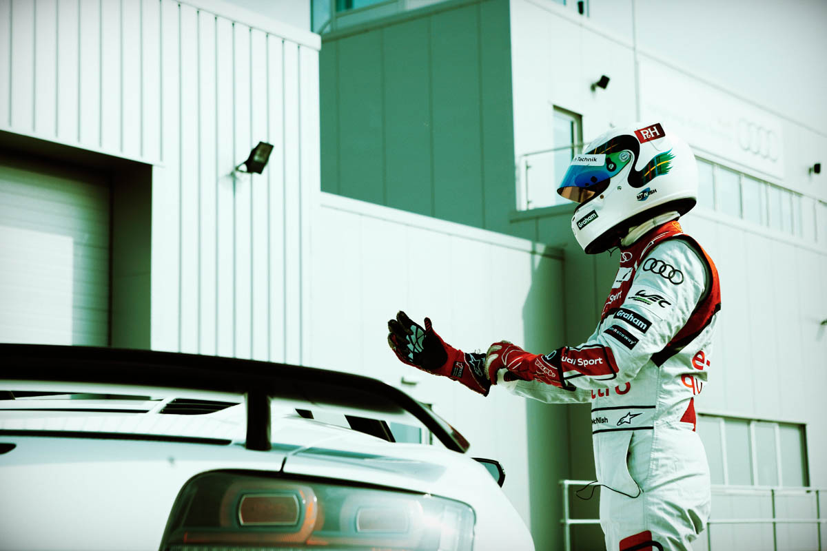 Allan McNish drives Audi R8 GT Spyder
