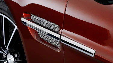 2012 Aston Martin Vanquish side vent