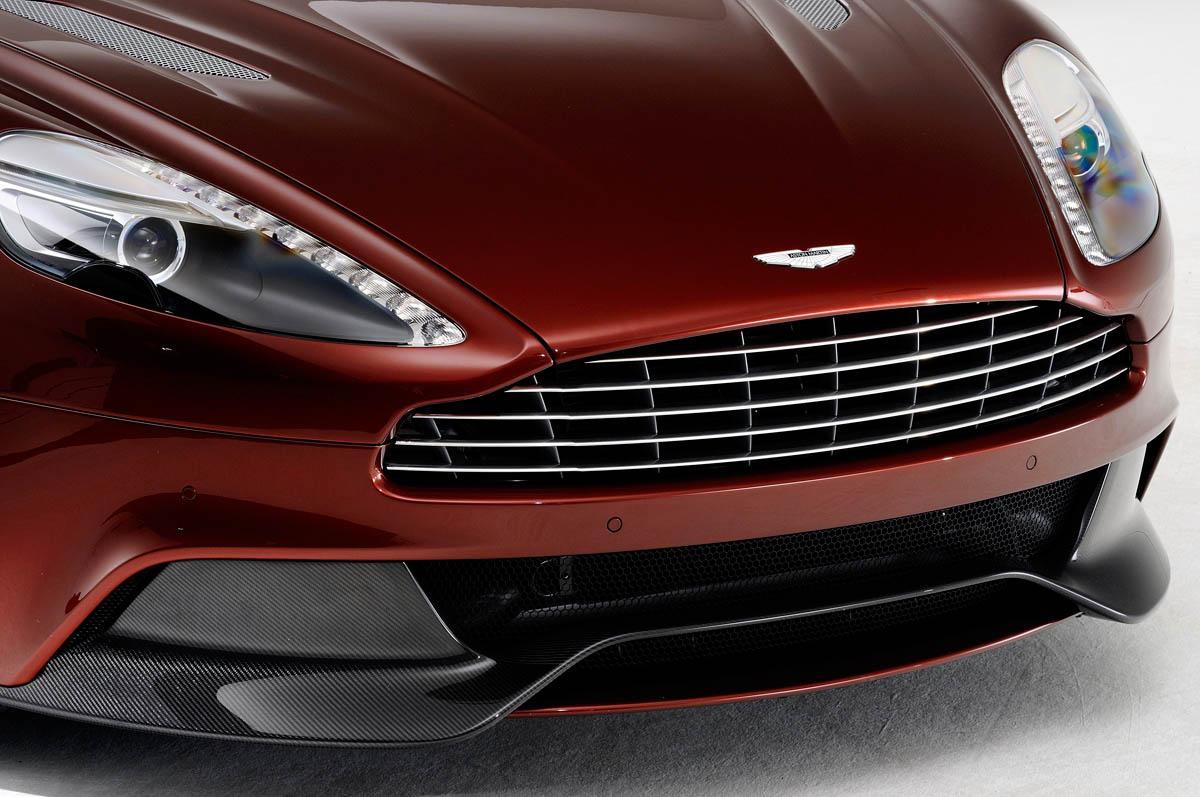 2012 Aston Martin Vanquish front splitter