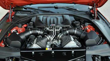 2012 BMW M6 Coupe V8 engine